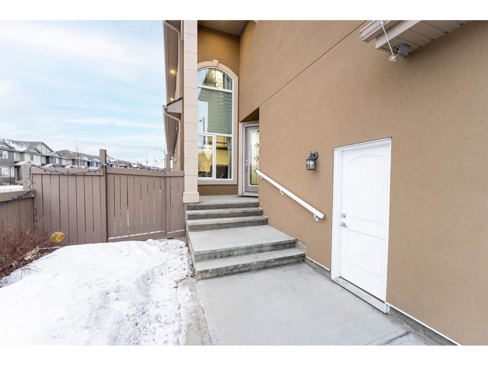 1404 25 St Nw Nw, Edmonton, Alberta  T6T 2K7 - Photo 4 - E4478647
