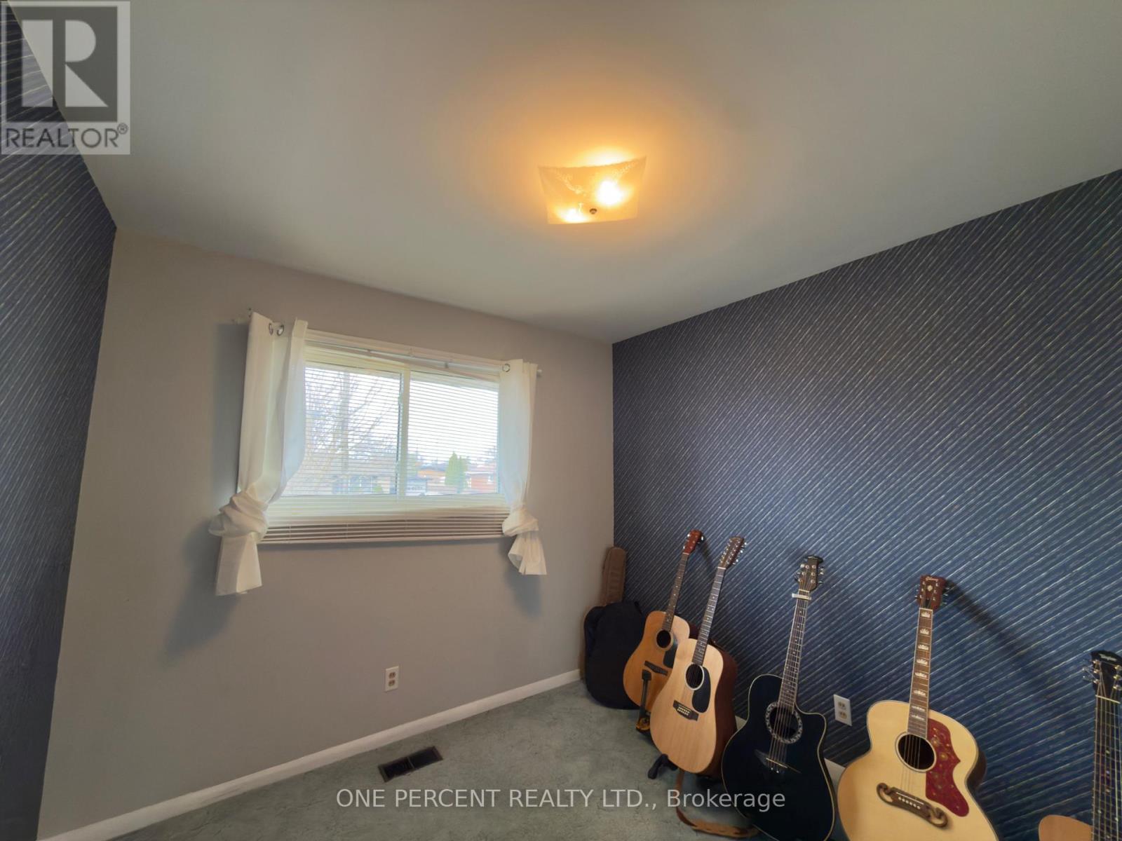 37 Empress Avenue, Welland, Ontario  L3B 1K6 - Photo 13 - X12907694