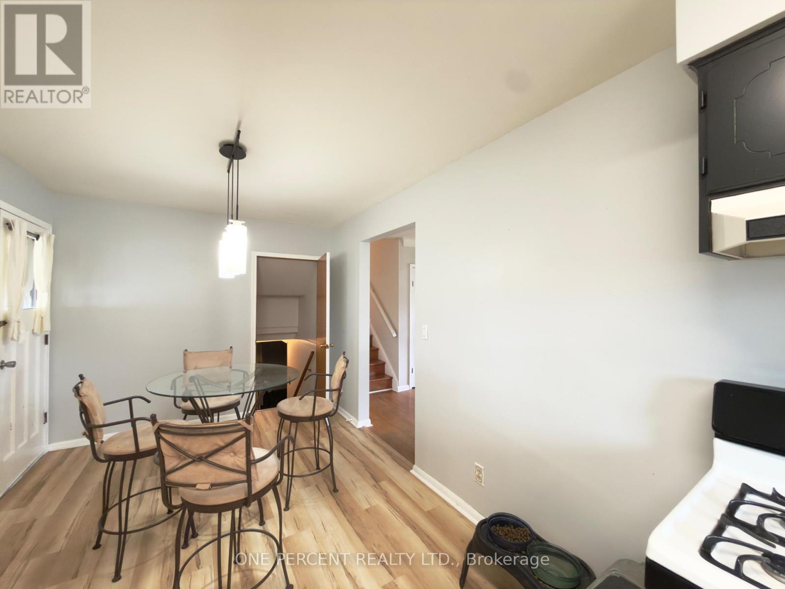 37 Empress Avenue, Welland, Ontario  L3B 1K6 - Photo 6 - X12907694