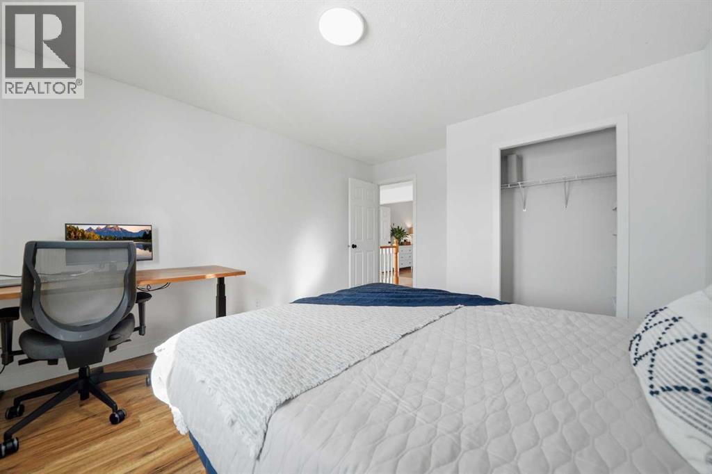 22 Scenic View Close NW, Calgary, Alberta  T3L 1Y5 - Photo 31 - A2293663