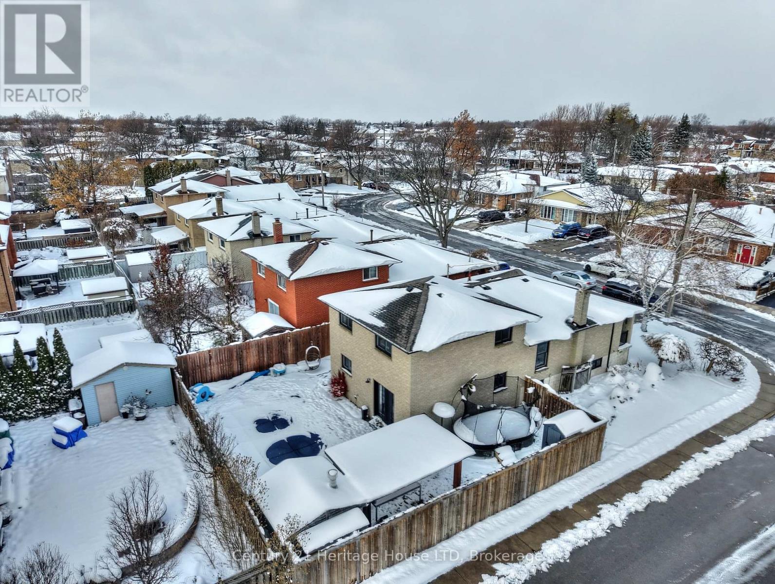 70 Taymall Street, Hamilton, Ontario  L8W 2A1 - Photo 2 - X12588796