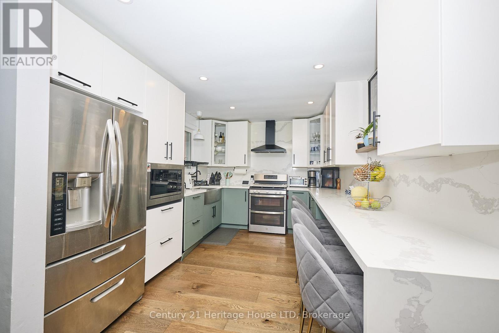 70 Taymall Street, Hamilton, Ontario  L8W 2A1 - Photo 8 - X12588796