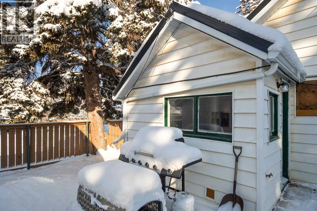 4915 52 Avenue, Eckville, Alberta  T0M 0X0 - Photo 25 - A2294141