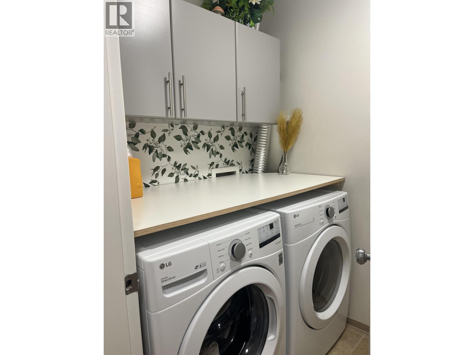 5726 Emily Way, Sechelt, British Columbia  V7Z 0N5 - Photo 8 - R3100926