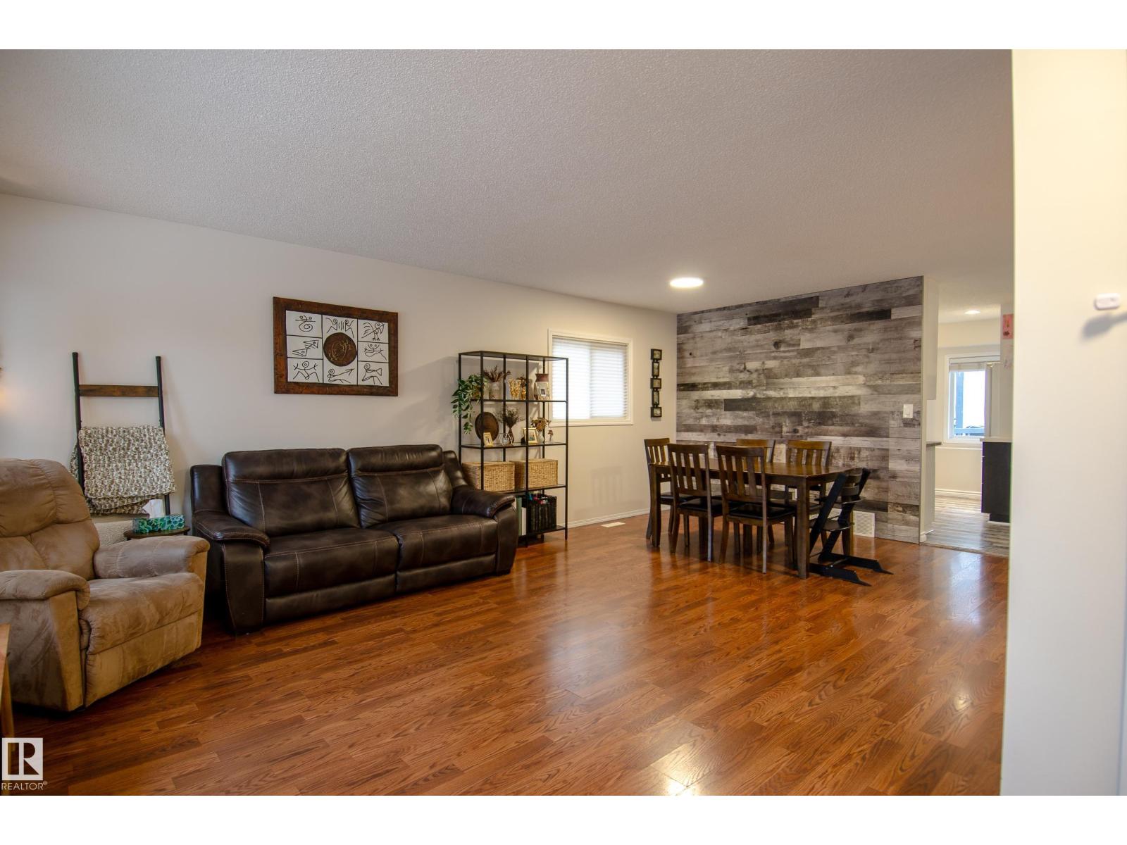 3516 13 Av Nw, Edmonton, Alberta  T6L 3B3 - Photo 2 - E4478299