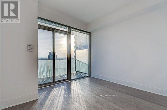 4702 - 42 Charles Street E, Toronto, Ontario  M4Y 0B7 - Photo 11 - C12903122