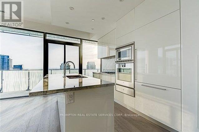 4702 - 42 Charles Street E, Toronto, Ontario  M4Y 0B7 - Photo 8 - C12903122