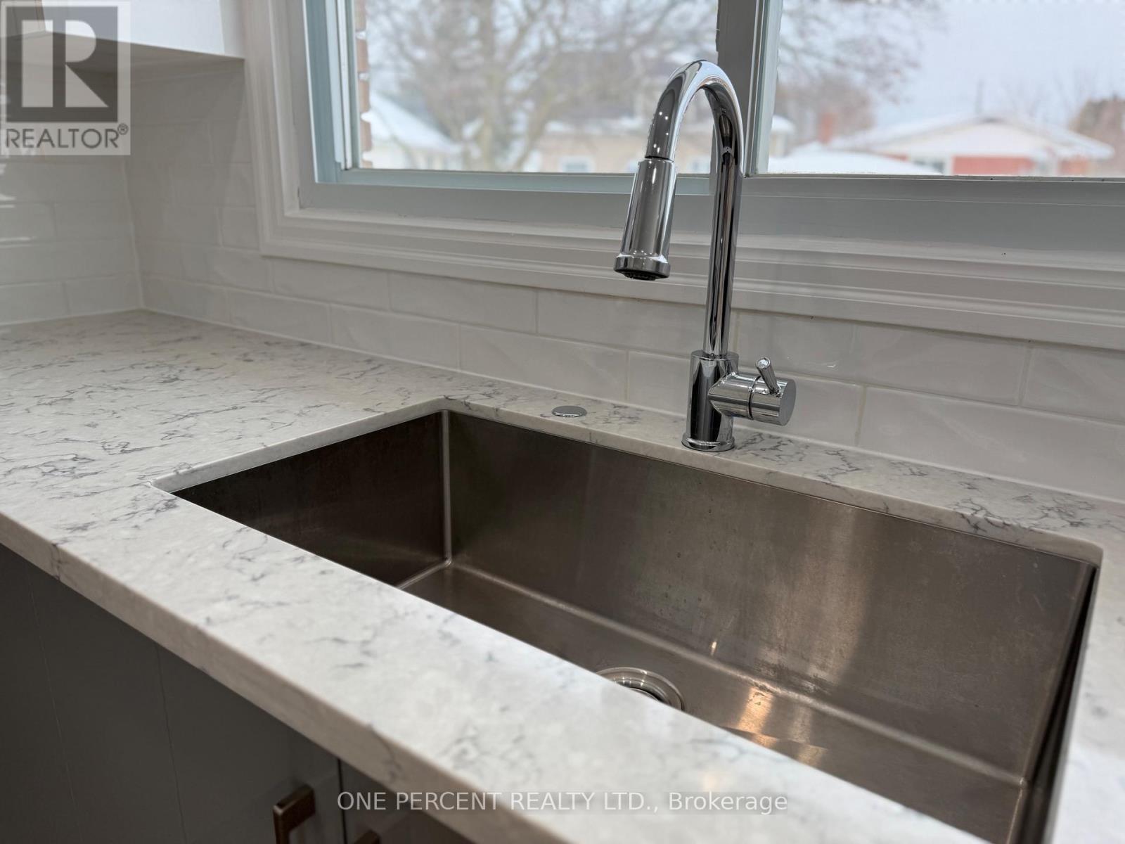 37 Coronation Boulevard, St. Catharines, Ontario  L2S 2V2 - Photo 11 - X12771024