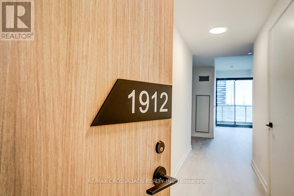 1912 - 35 Parliament Street, Toronto, Ontario  M5A 0Z5 - Photo 5 - C12902070