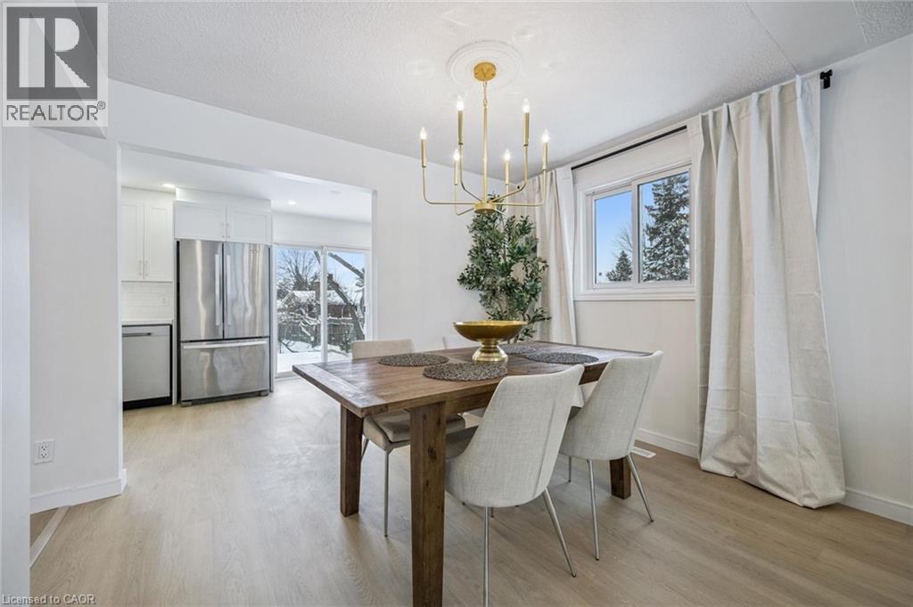 21 Forest Glen Court, Kitchener, Ontario  N2N 1E1 - Photo 10 - 40810015