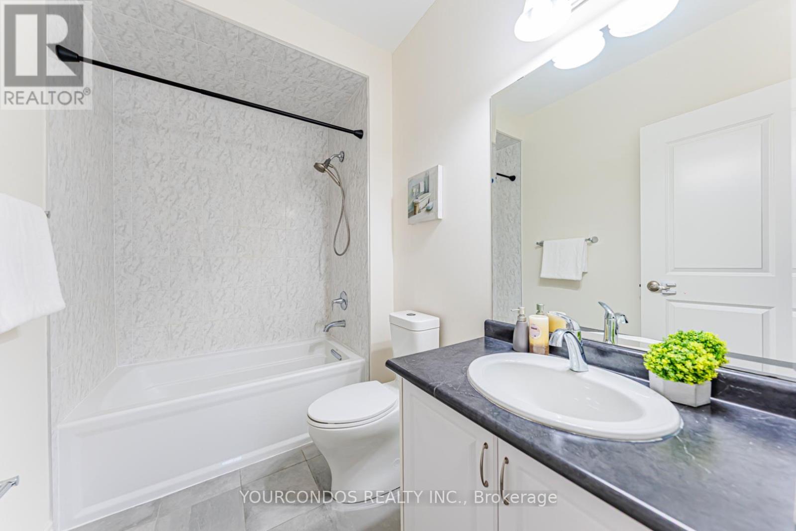 100 Beckett Avenue, East Gwillimbury, Ontario  L9N 0S7 - Photo 29 - N12861782