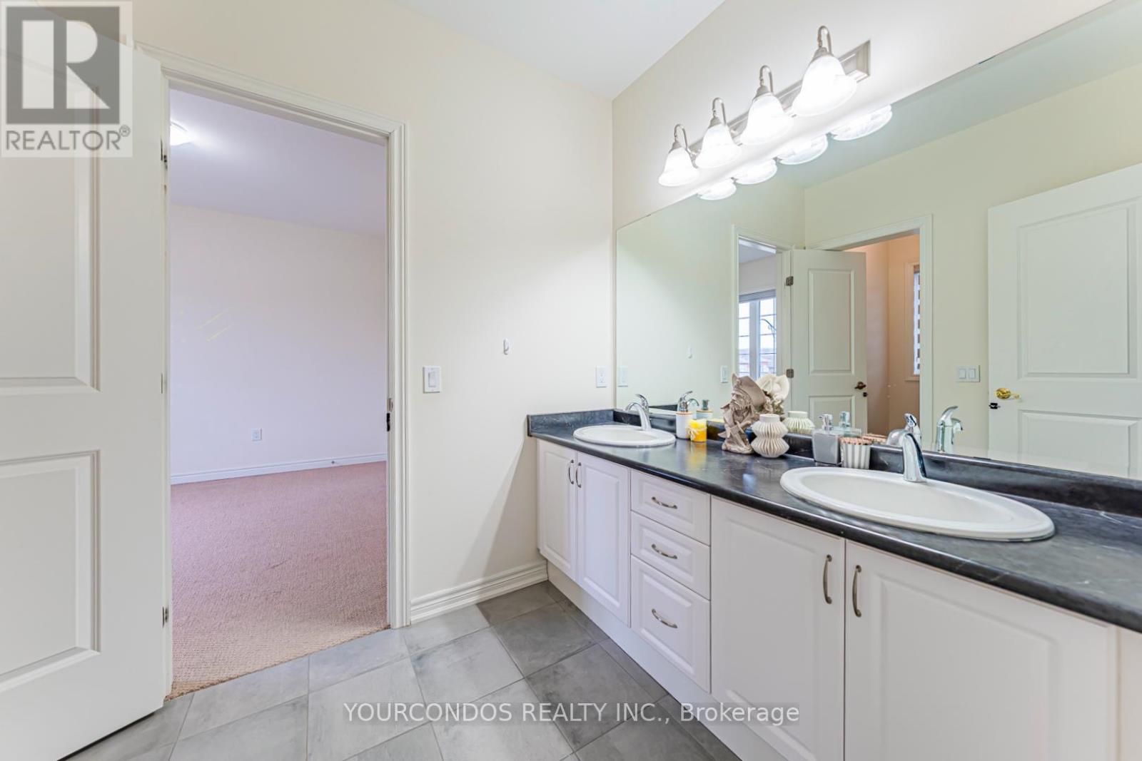 100 Beckett Avenue, East Gwillimbury, Ontario  L9N 0S7 - Photo 42 - N12861782