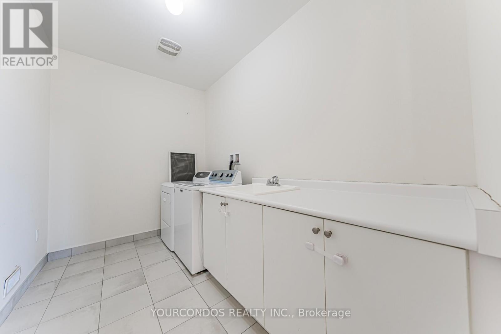 100 Beckett Avenue, East Gwillimbury, Ontario  L9N 0S7 - Photo 46 - N12861782