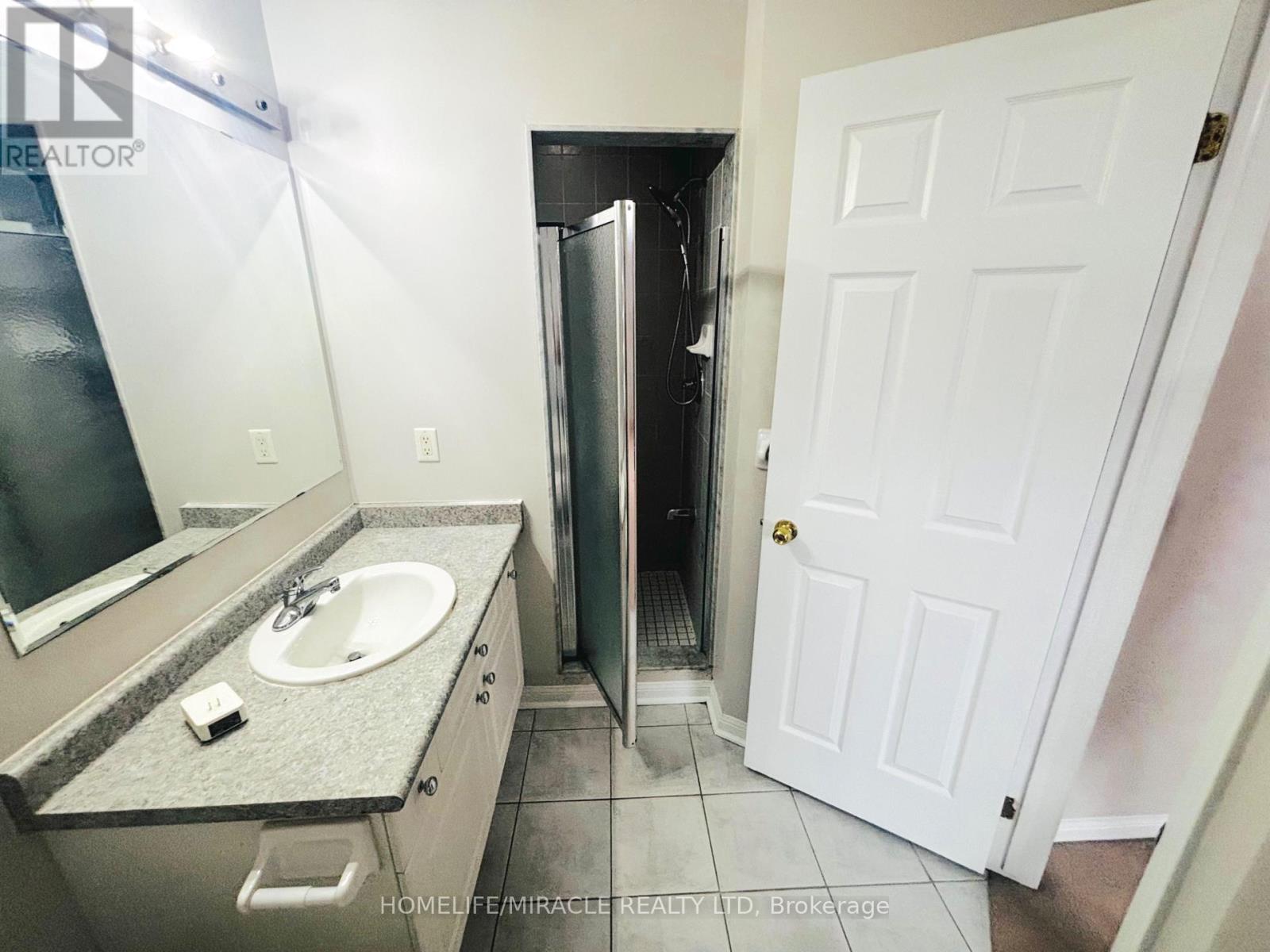 72 Coachlight Crescent, Brampton, Ontario  L6P 2Y8 - Photo 12 - W12725462