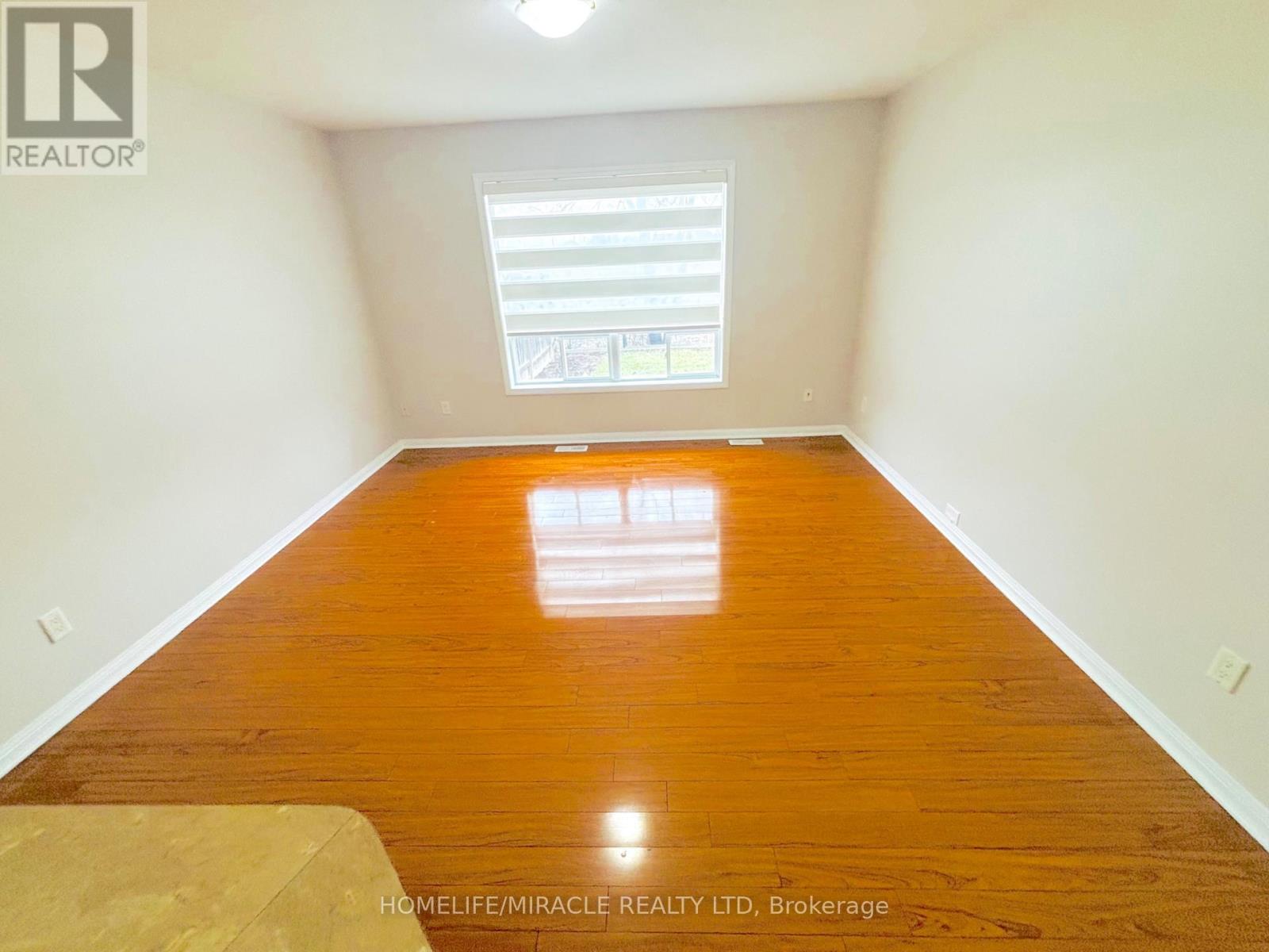 72 Coachlight Crescent, Brampton, Ontario  L6P 2Y8 - Photo 8 - W12725462