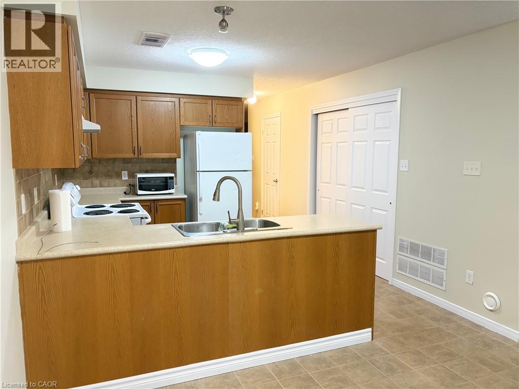 50 Howe Drive Unit# 12a, Kitchener, Ontario  N2E 0A3 - Photo 10 - 40814076