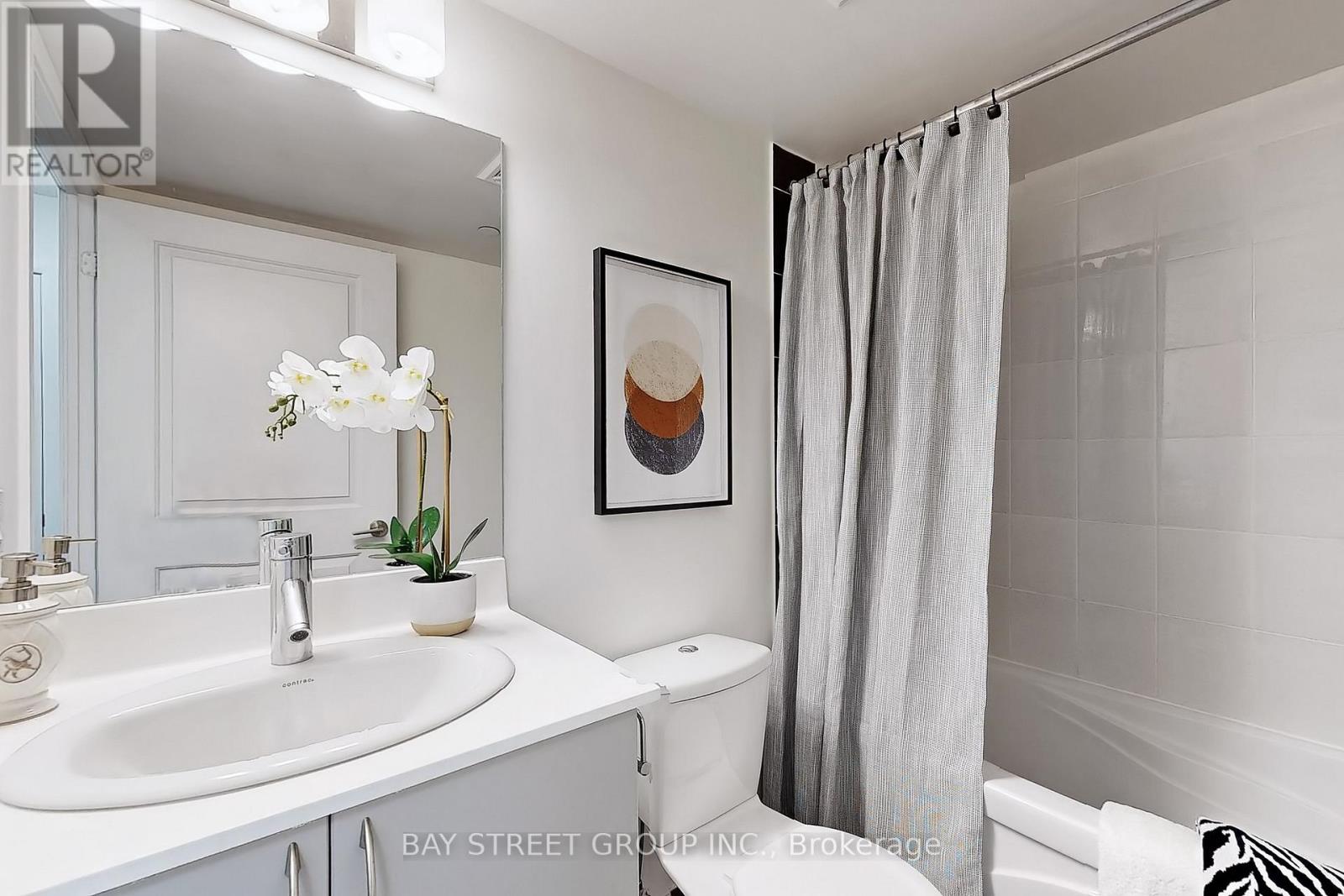 2009 - 5162 Yonge Street, Toronto, Ontario  M2N 0E9 - Photo 10 - C12907736