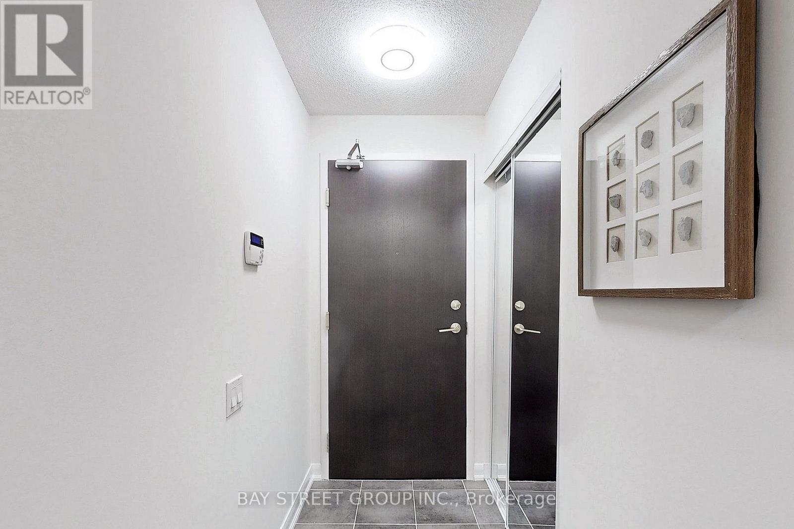 2009 - 5162 Yonge Street, Toronto, Ontario  M2N 0E9 - Photo 11 - C12907736