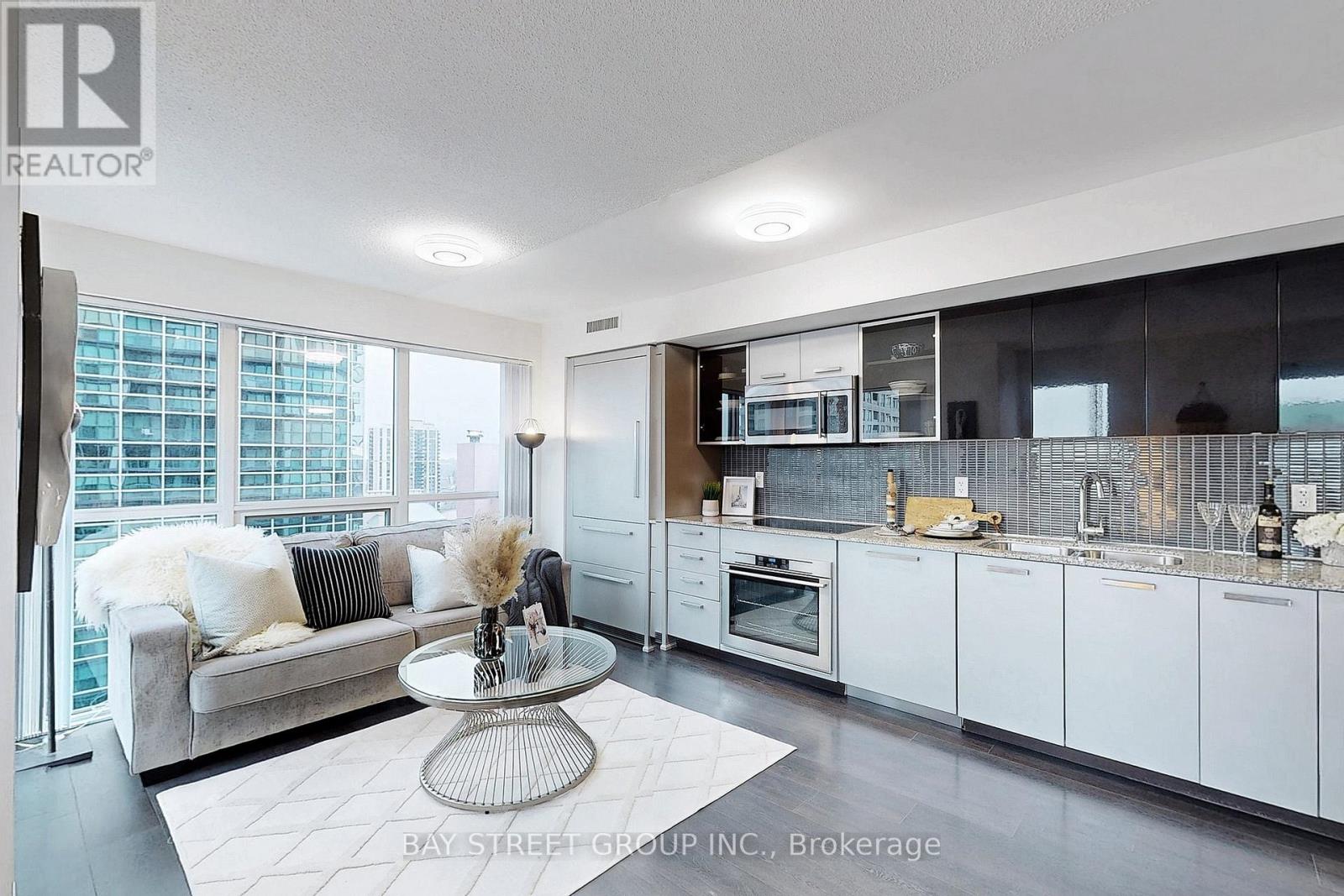 2009 - 5162 Yonge Street, Toronto, Ontario  M2N 0E9 - Photo 4 - C12907736