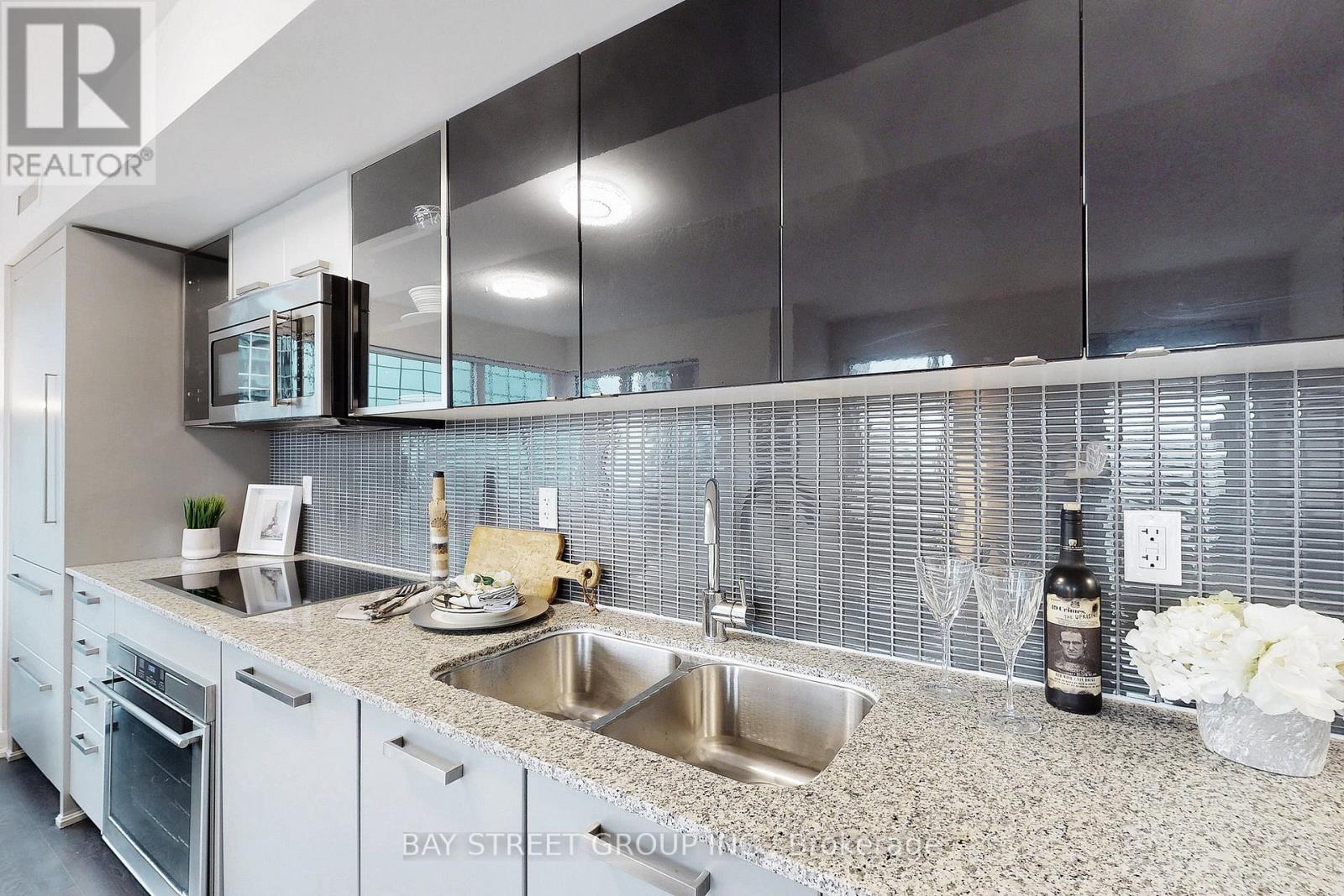 2009 - 5162 Yonge Street, Toronto, Ontario  M2N 0E9 - Photo 6 - C12907736