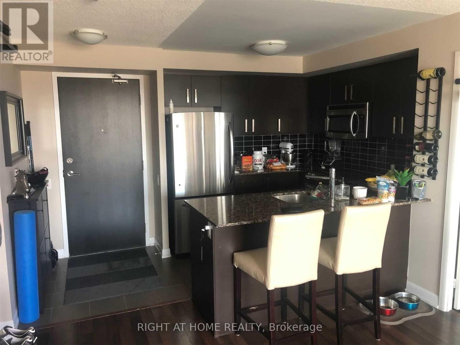 1010 - 17 Anndale Drive, Toronto, Ontario  M2N 2W7 - Photo 2 - C12907740