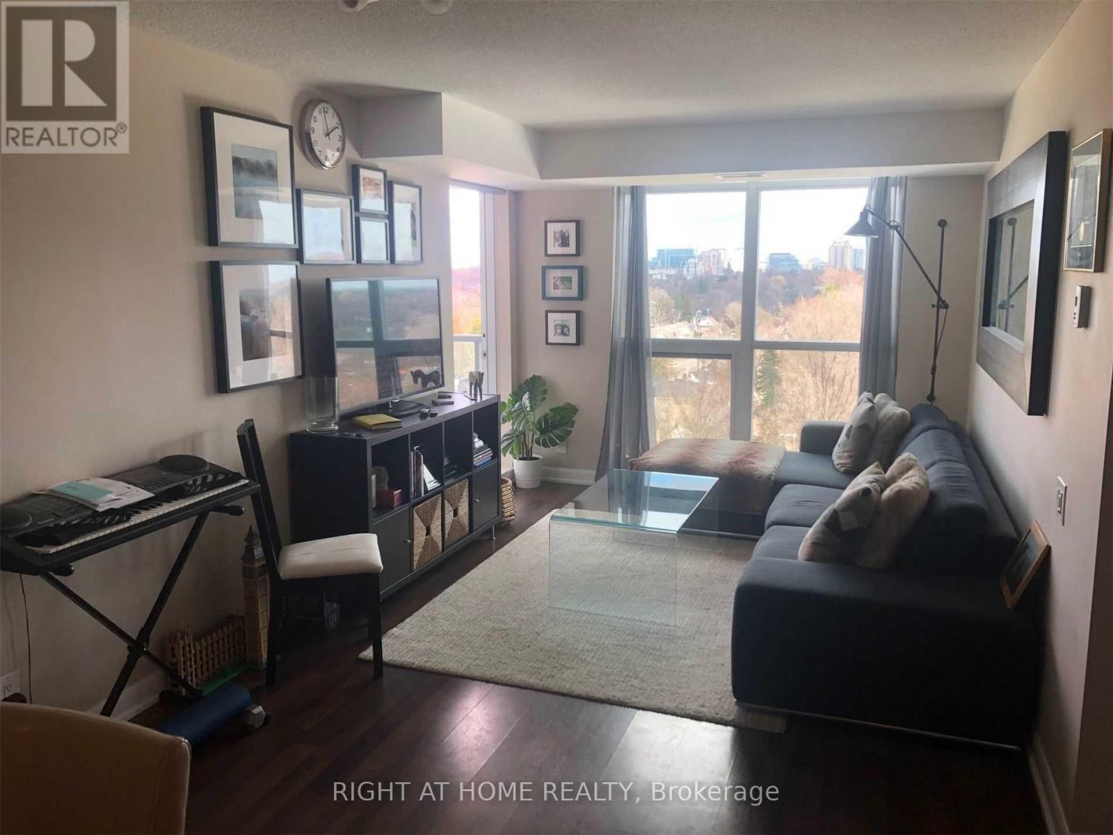 1010 - 17 Anndale Drive, Toronto, Ontario  M2N 2W7 - Photo 3 - C12907740