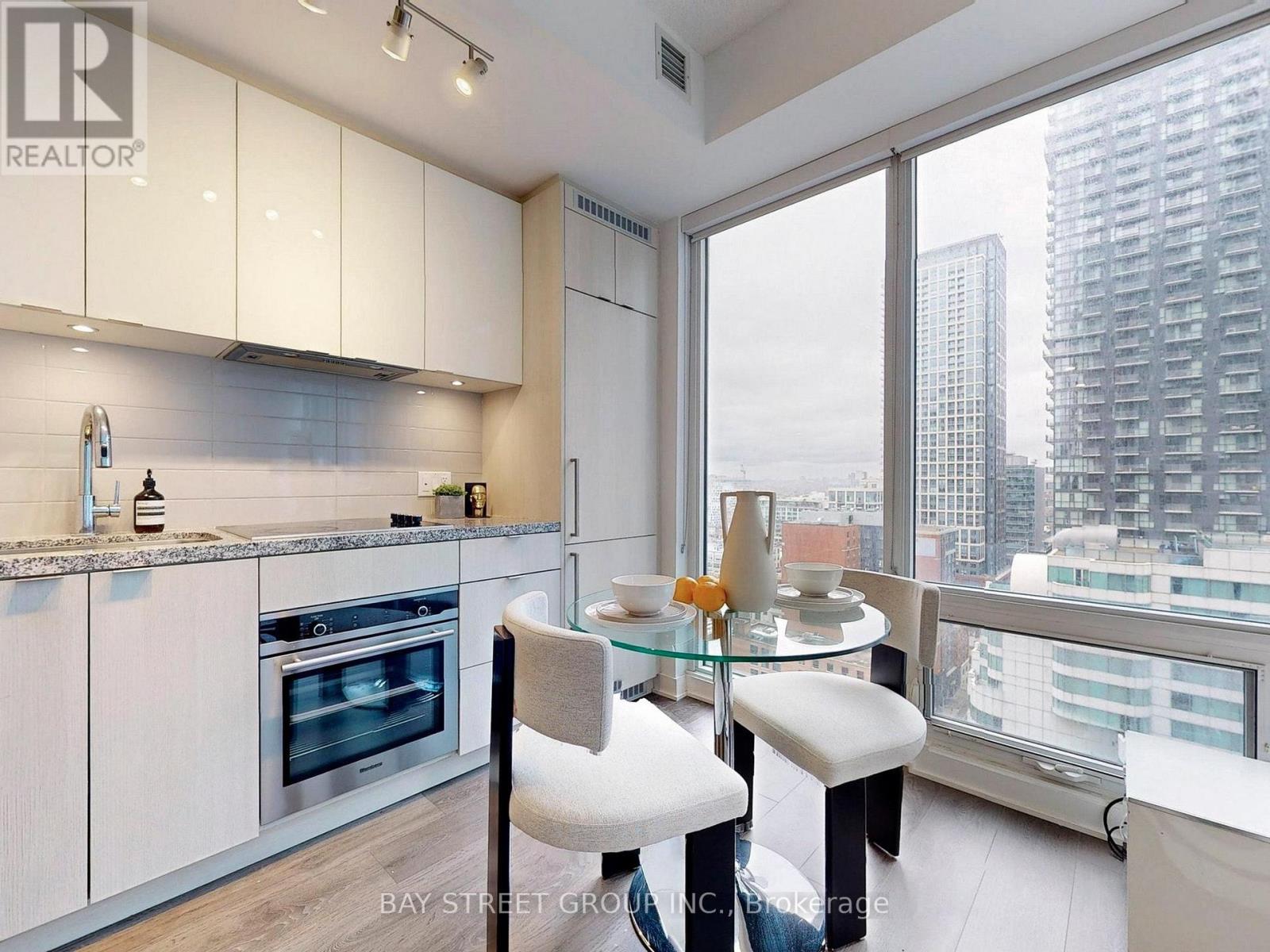 2311 - 115 Blue Jays Way, Toronto, Ontario  M5V 0N4 - Photo 3 - C12899978