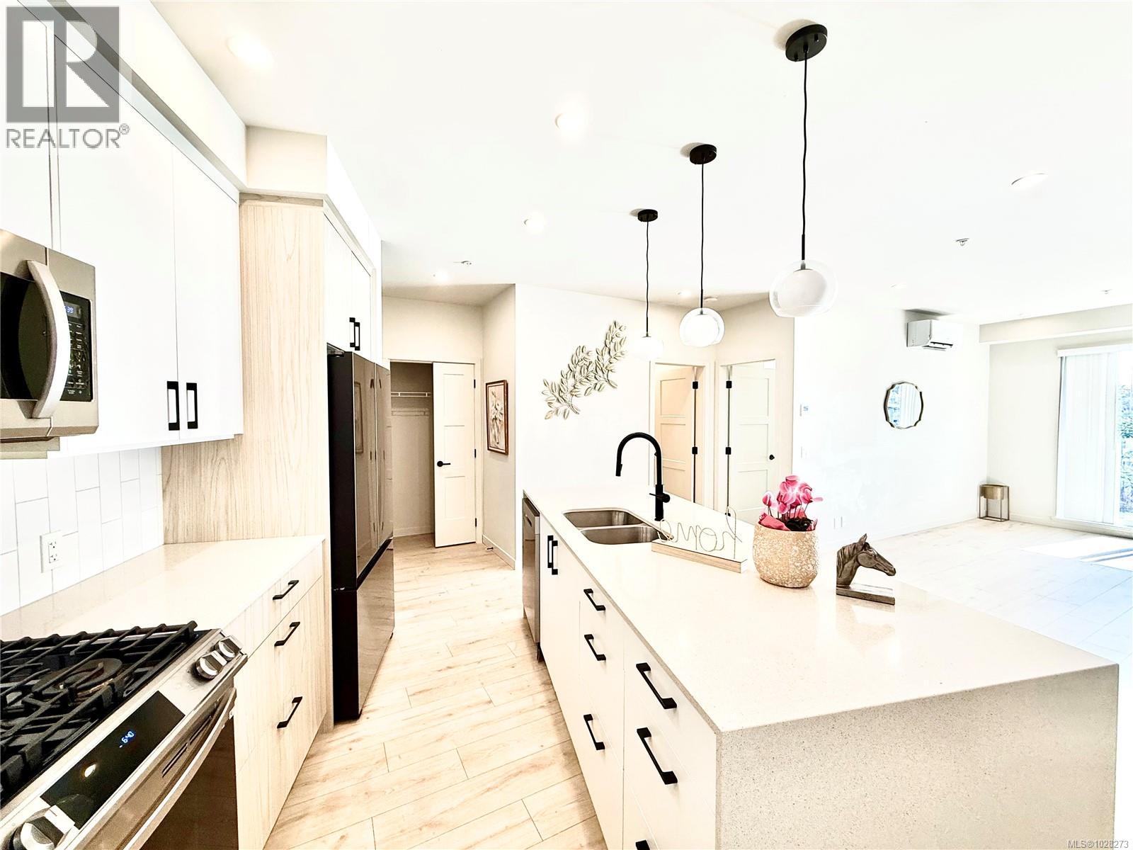 110 958 Pharoah Mews, Langford, British Columbia