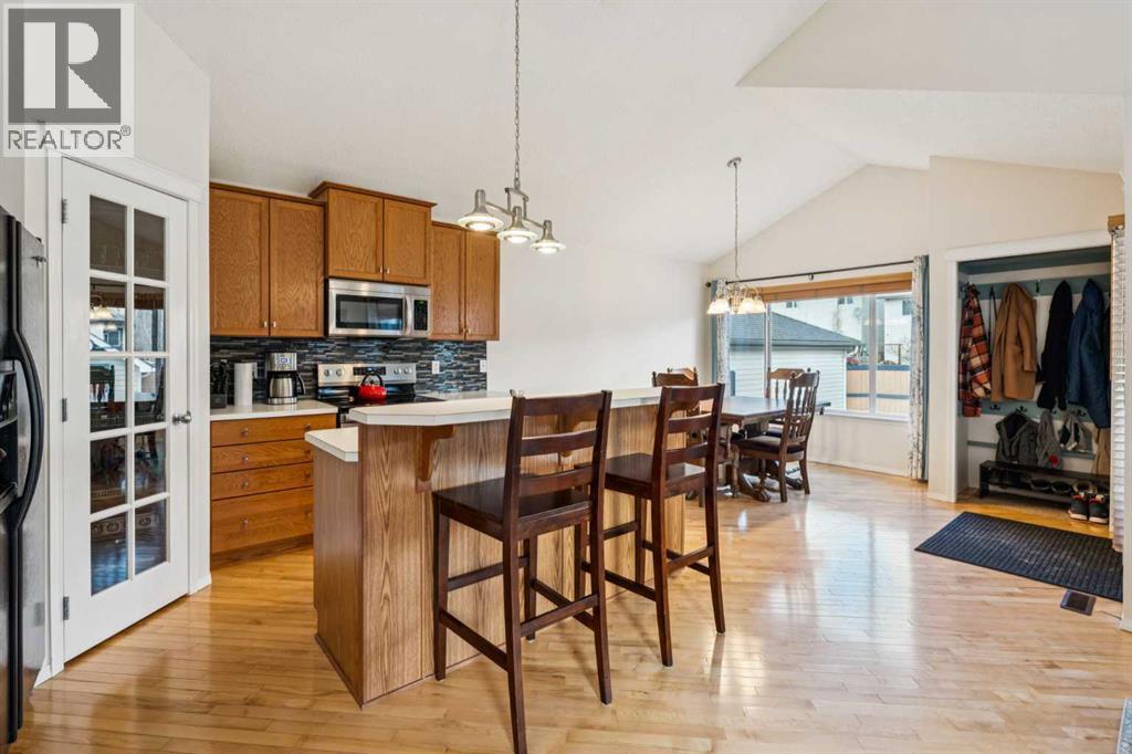 202 Copperfield Gardens SE, Calgary, Alberta  T2Z 4C1 - Photo 4 - A2294371