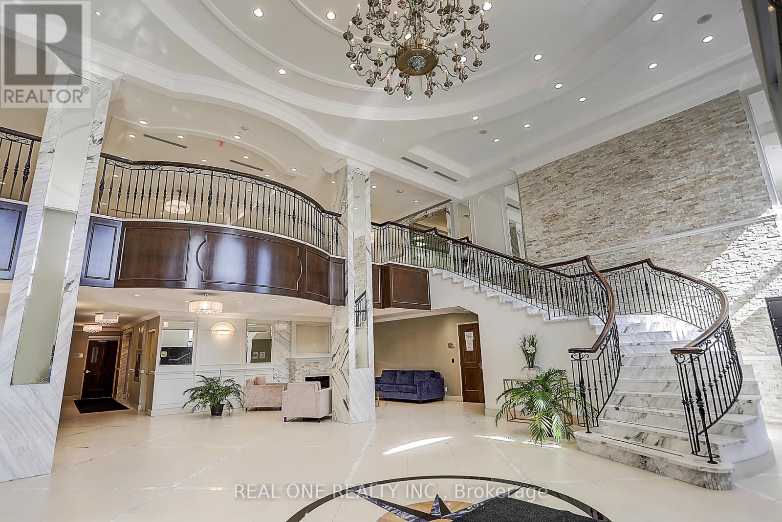 606 - 89 South Town Centre Boulevard, Markham, Ontario  L6G 0E8 - Photo 4 - N12907756