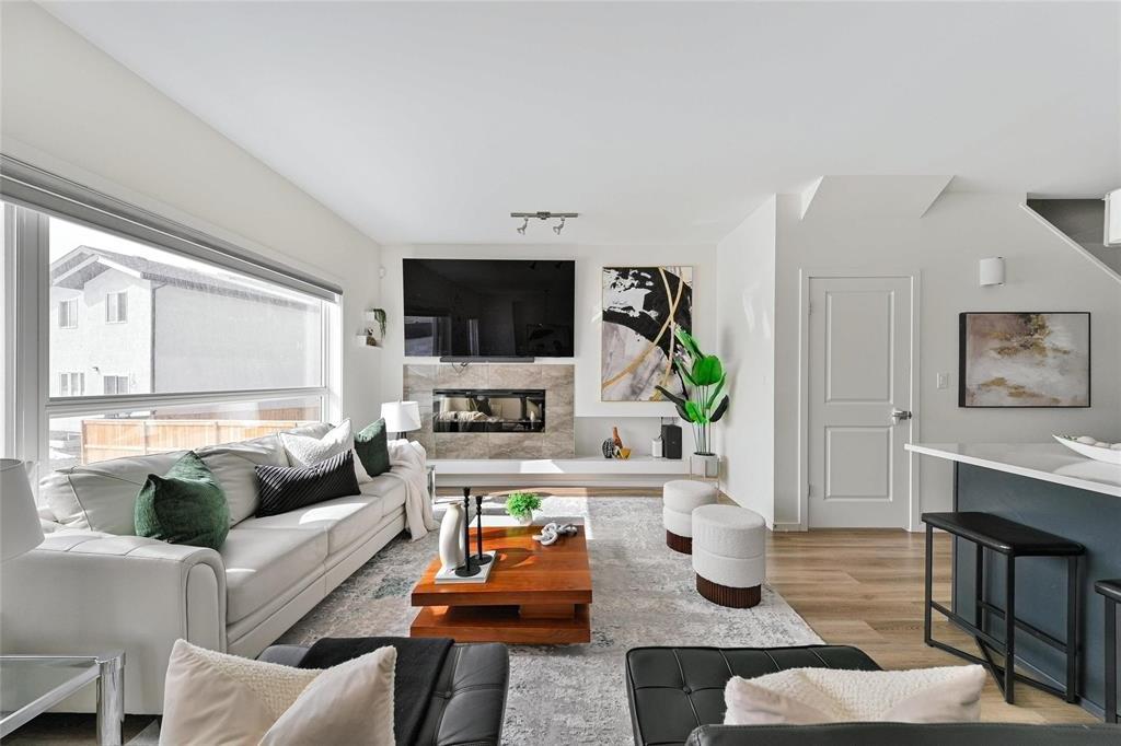 39 Broadridge Bay, Winnipeg, Manitoba  R3Y 2B8 - Photo 1 - 202605224