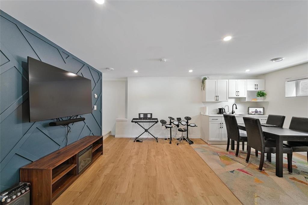 39 Broadridge Bay, Winnipeg, Manitoba  R3Y 2B8 - Photo 18 - 202605224