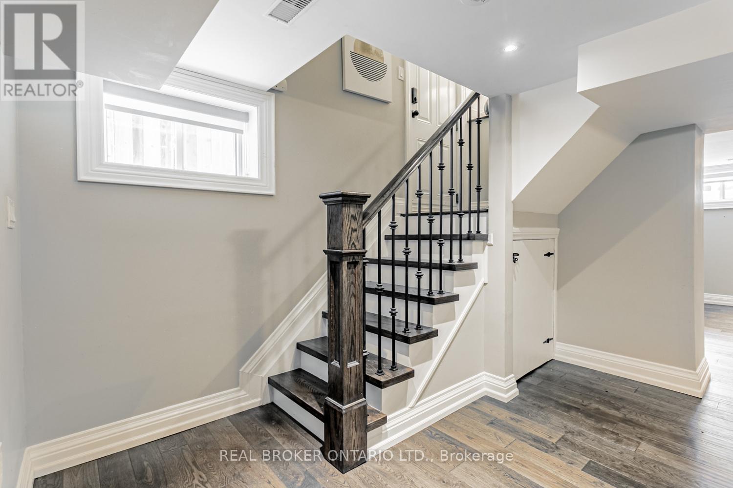 B - 47 Highgate Road, Toronto, Ontario  M8X 2B4 - Photo 13 - W12751474