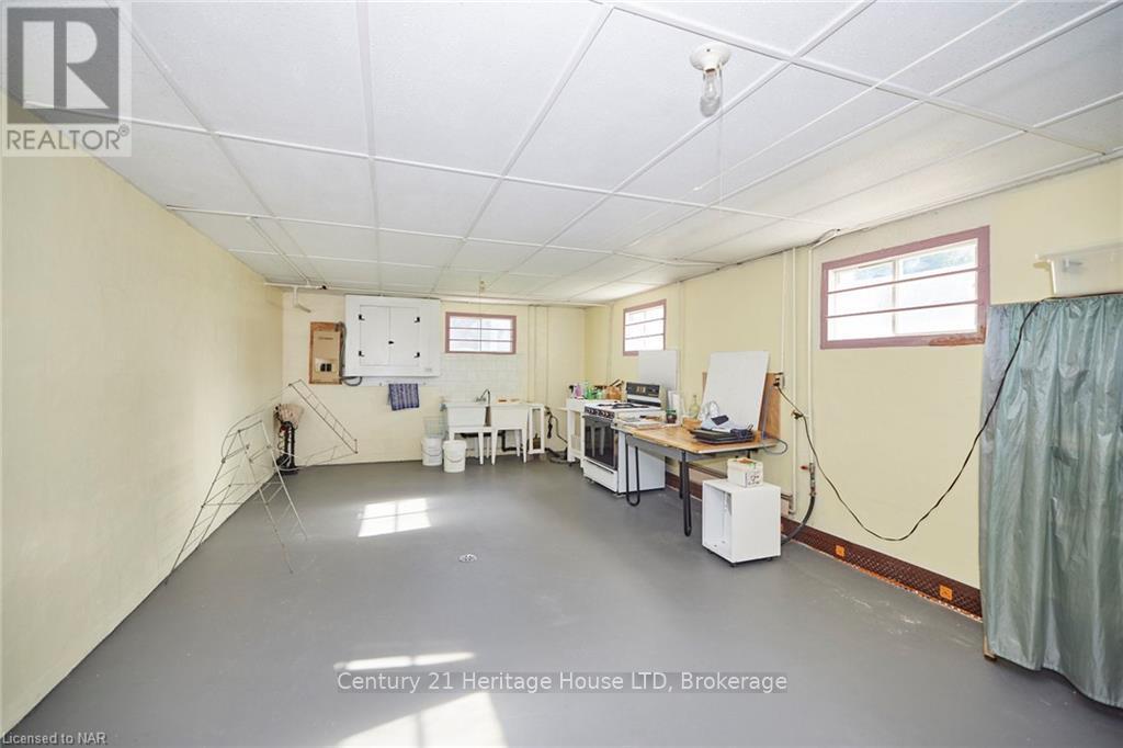 191 Cairns Crescent, Fort Erie, Ontario  L2A 5M4 - Photo 34 - X12457532