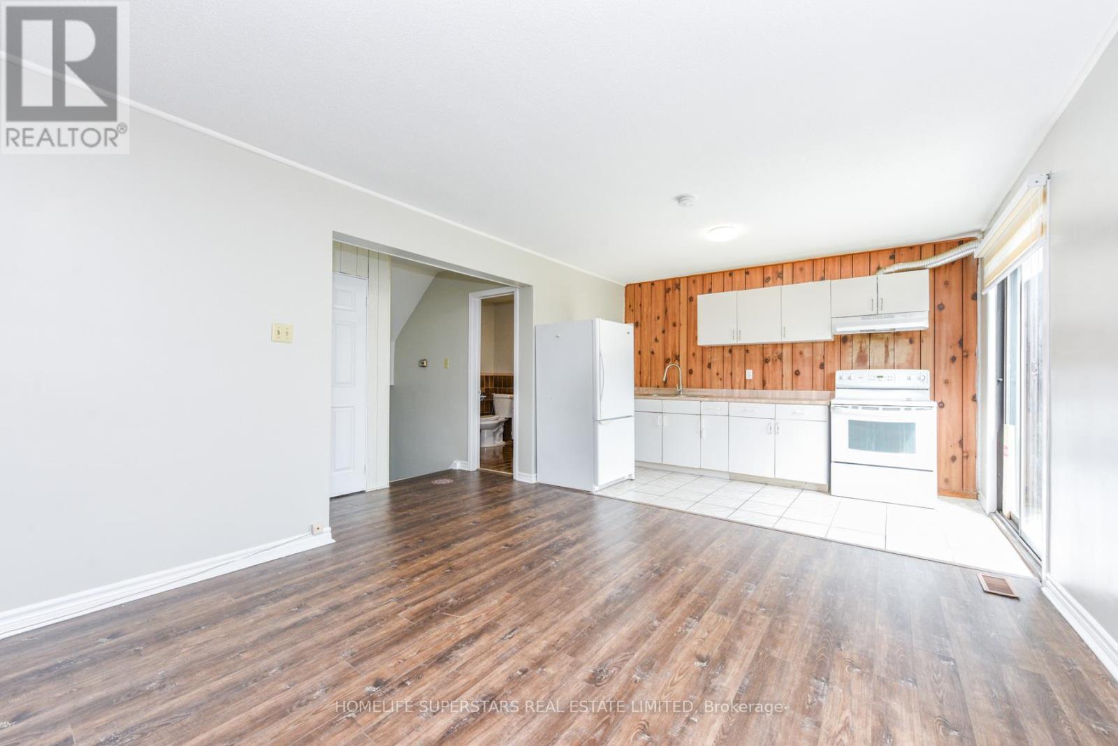 306 Royal Salisbury Way, Brampton, Ontario  L6V 3G5 - Photo 8 - W12800706