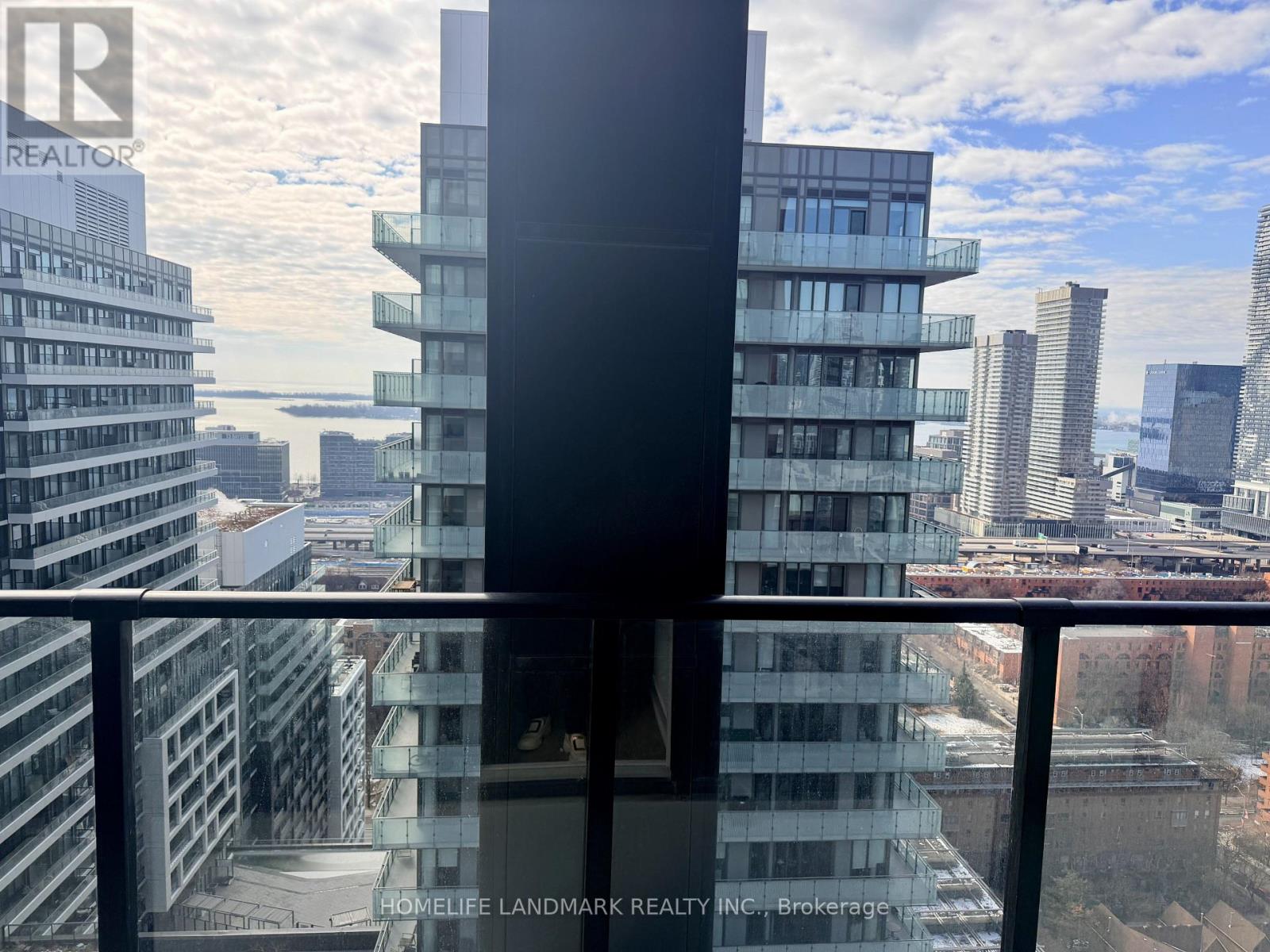 3208 - 180 FRONT STREET E, Toronto, Ontario