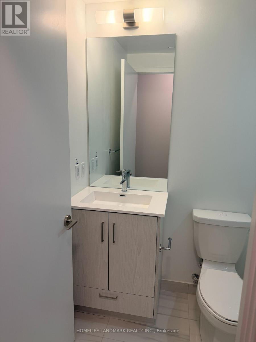 3208 - 180 Front Street E, Toronto, Ontario M5A 0A9 - Photo 3 - C12907776