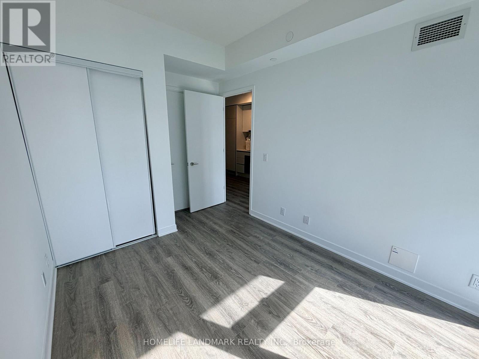 3208 - 180 Front Street E, Toronto, Ontario M5A 0A9 - Photo 6 - C12907776