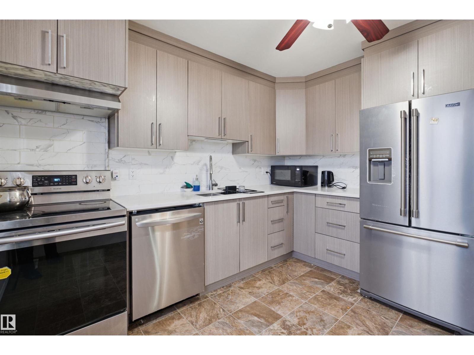 16049 95 Av Nw, Edmonton, Alberta  T5P 0A8 - Photo 11 - E4478652