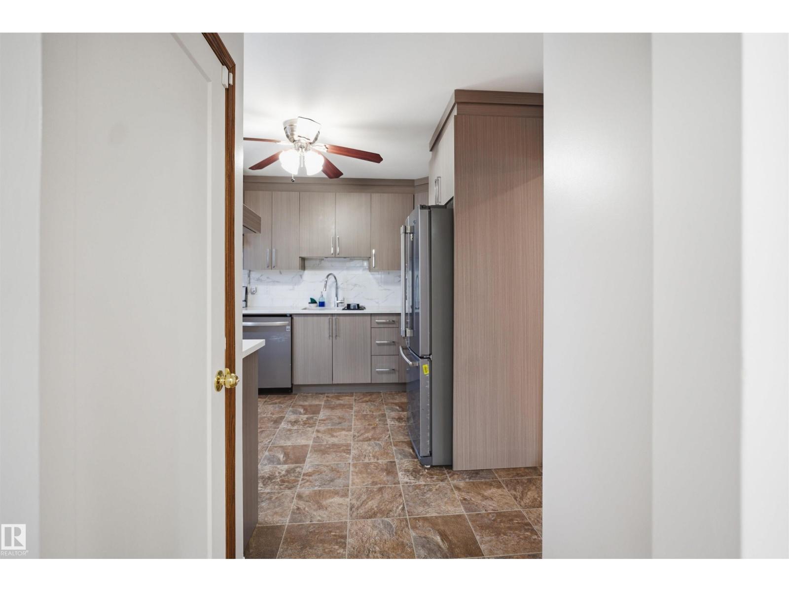 16049 95 Av Nw, Edmonton, Alberta  T5P 0A8 - Photo 13 - E4478652