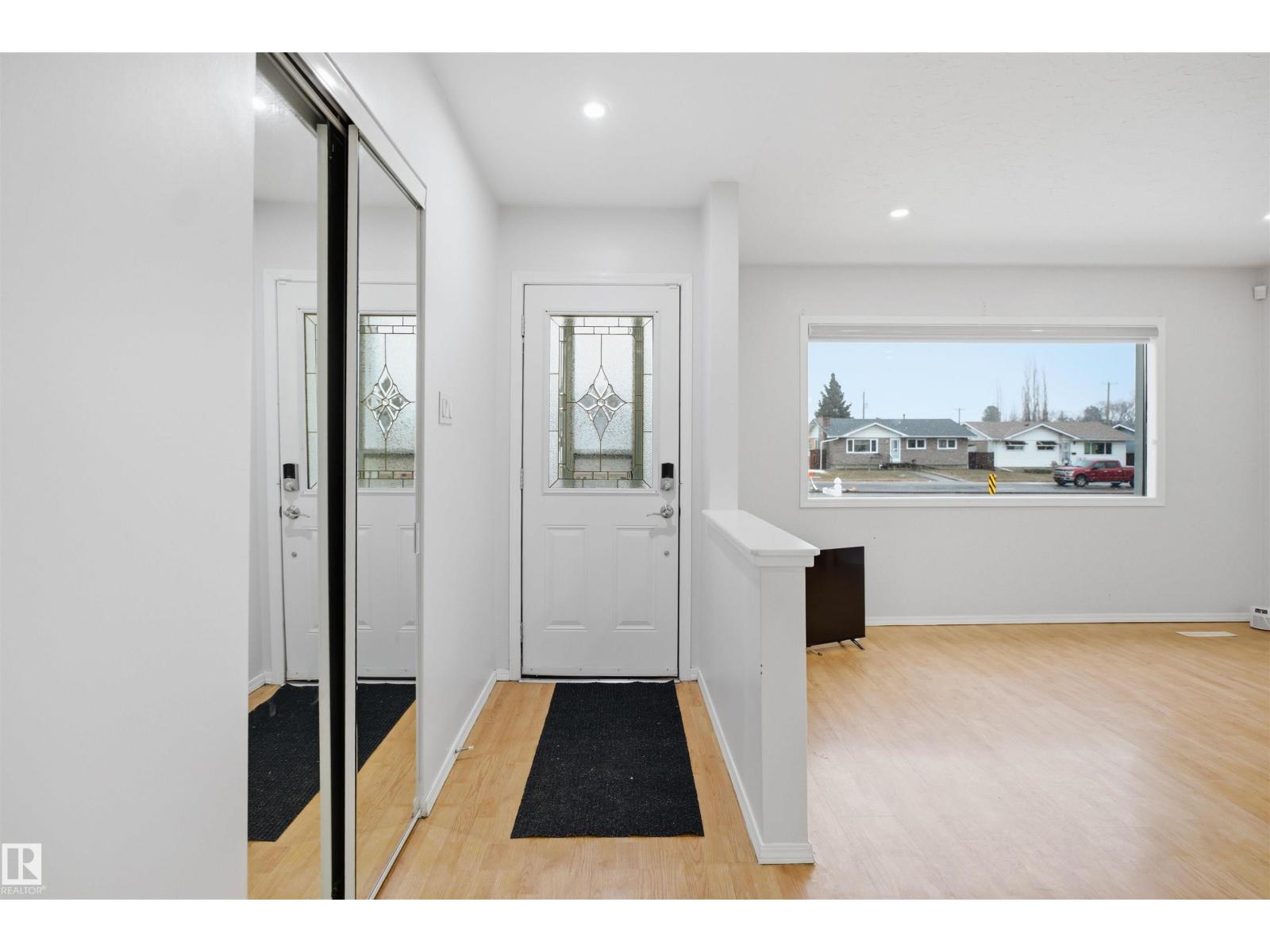 16049 95 Av Nw, Edmonton, Alberta  T5P 0A8 - Photo 5 - E4478652