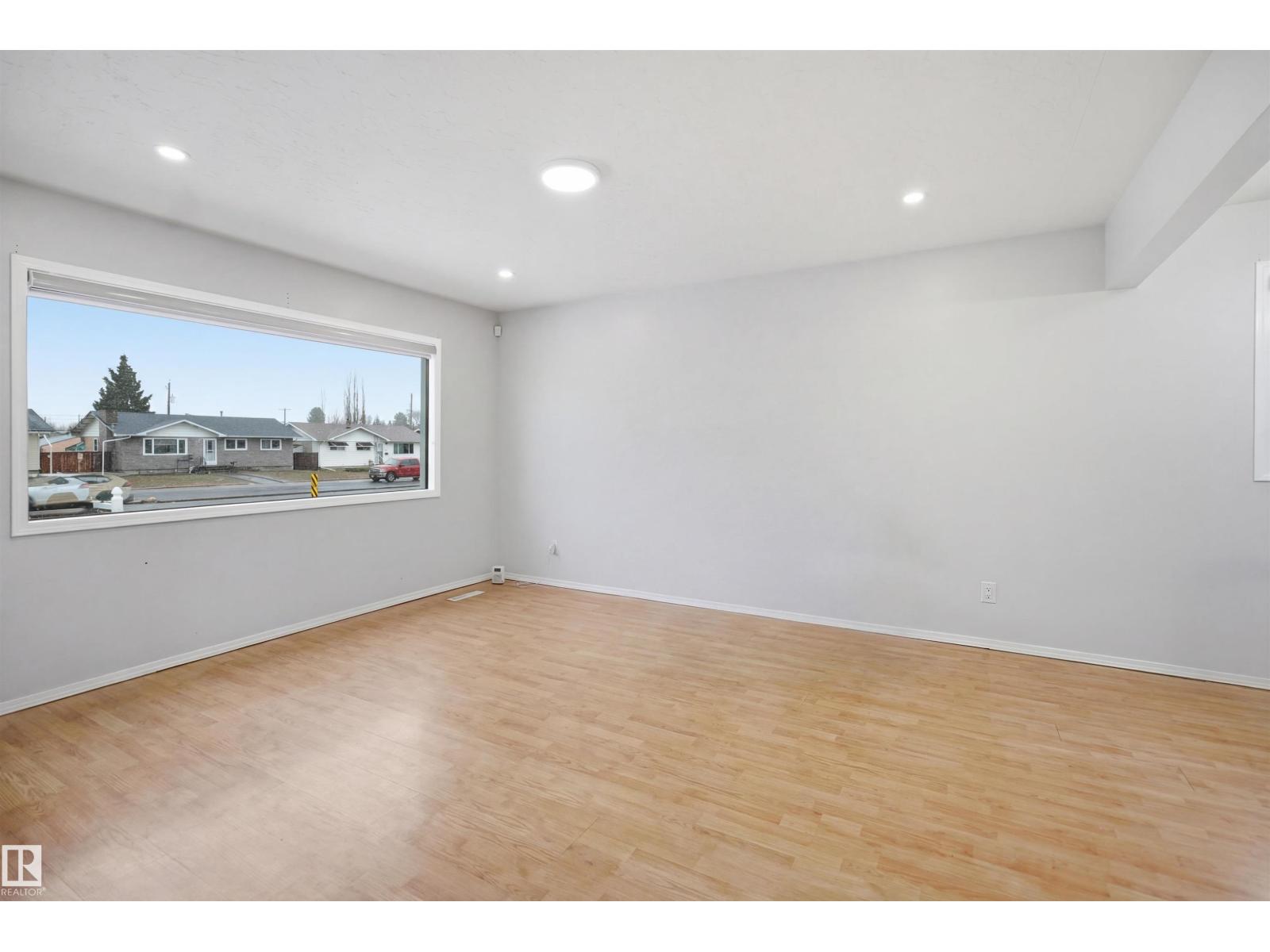 16049 95 Av Nw, Edmonton, Alberta  T5P 0A8 - Photo 8 - E4478652