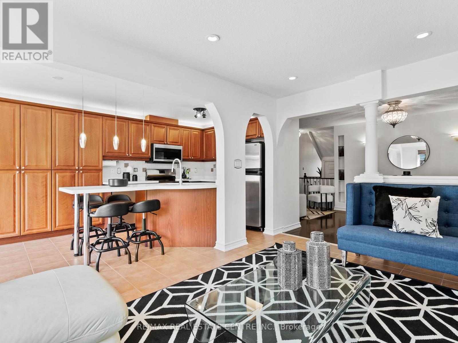 27 Martell Gate, Aurora, Ontario  L4G 0B9 - Photo 14 - N12907770