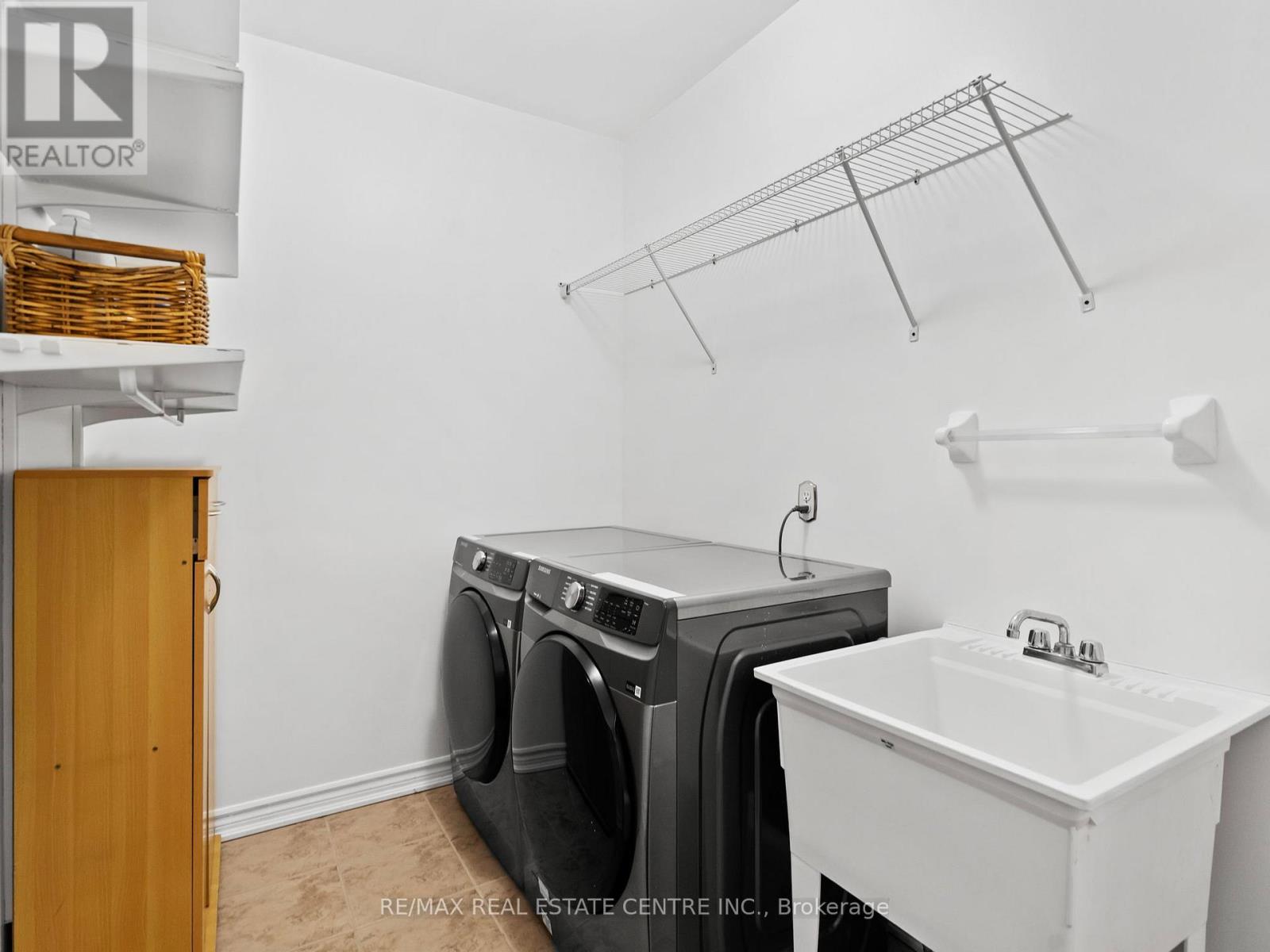 27 Martell Gate, Aurora, Ontario  L4G 0B9 - Photo 20 - N12907770