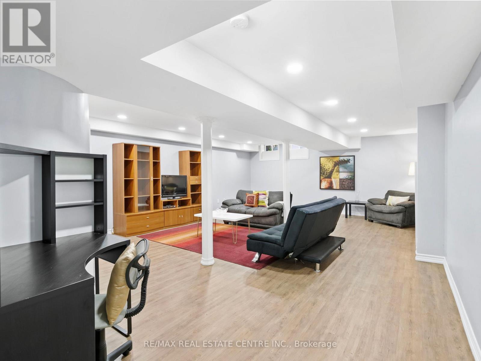 27 Martell Gate, Aurora, Ontario  L4G 0B9 - Photo 39 - N12907770