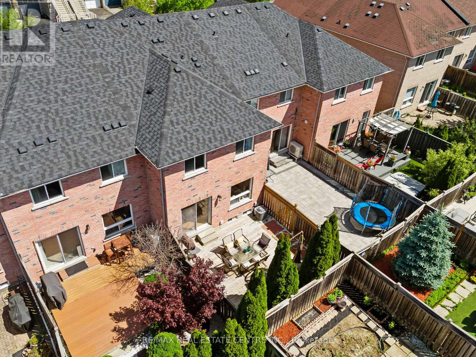 27 Martell Gate, Aurora, Ontario  L4G 0B9 - Photo 47 - N12907770