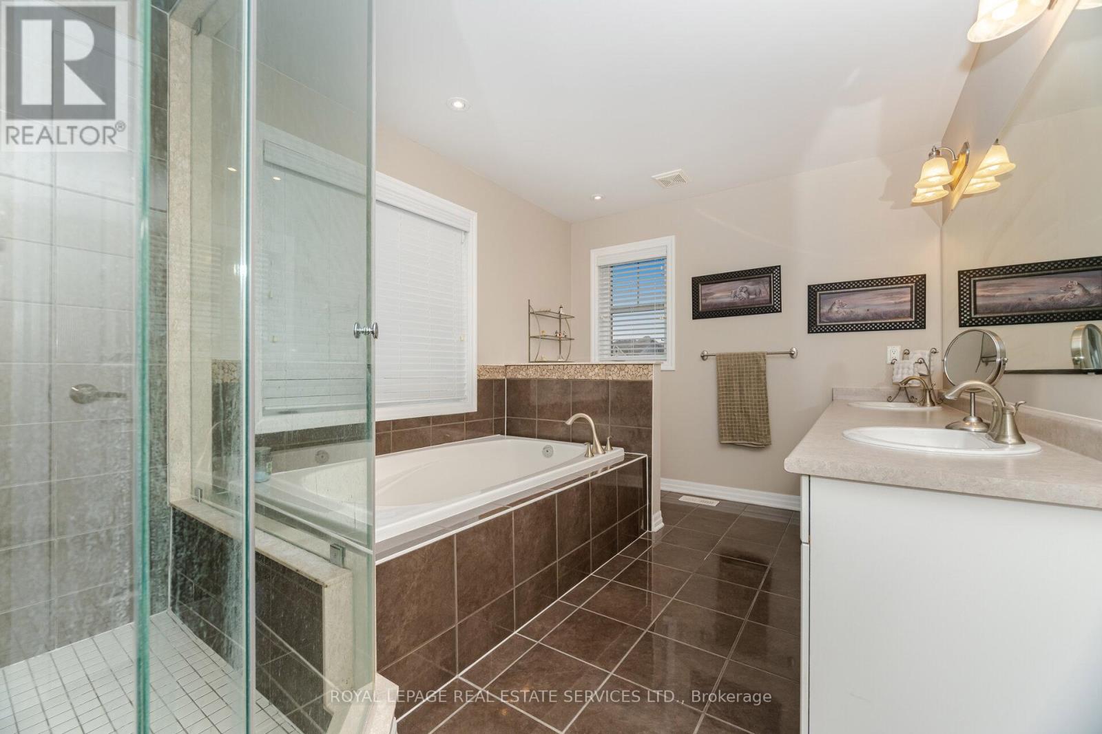 444 Coombs Court, Milton, Ontario  L9T 7N5 - Photo 30 - W12907780