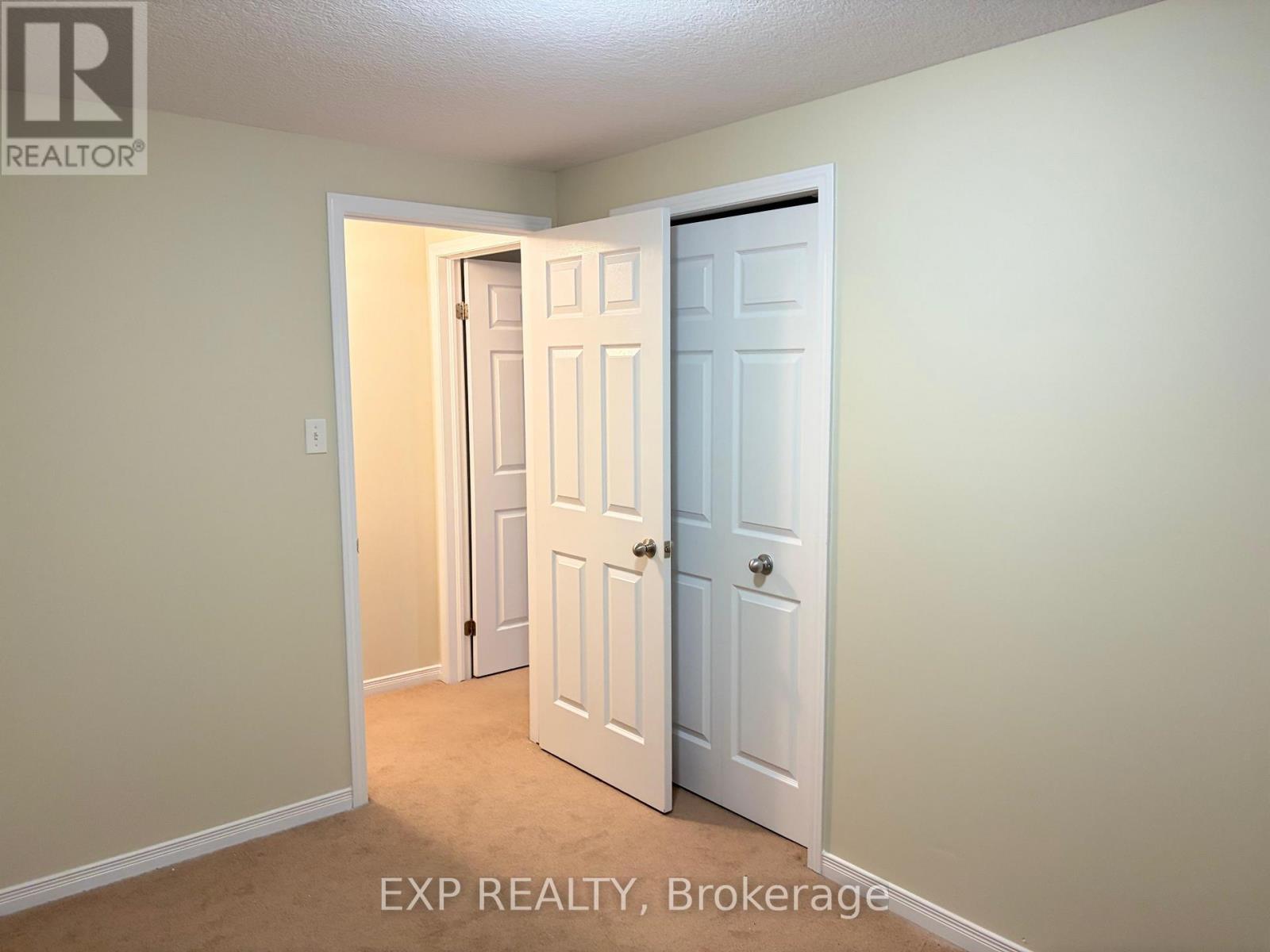 12a - 50 Howe Drive, Kitchener, Ontario  N2E 0A3 - Photo 13 - X12907768