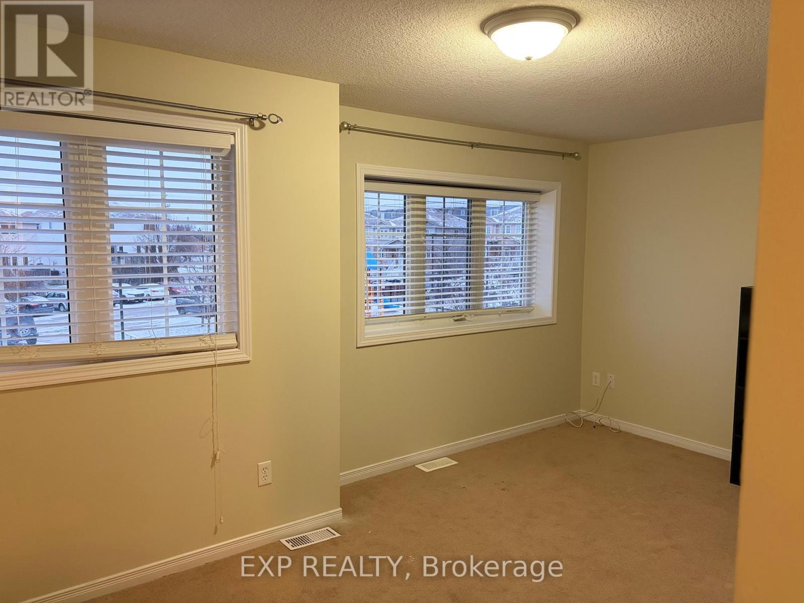 12a - 50 Howe Drive, Kitchener, Ontario  N2E 0A3 - Photo 14 - X12907768