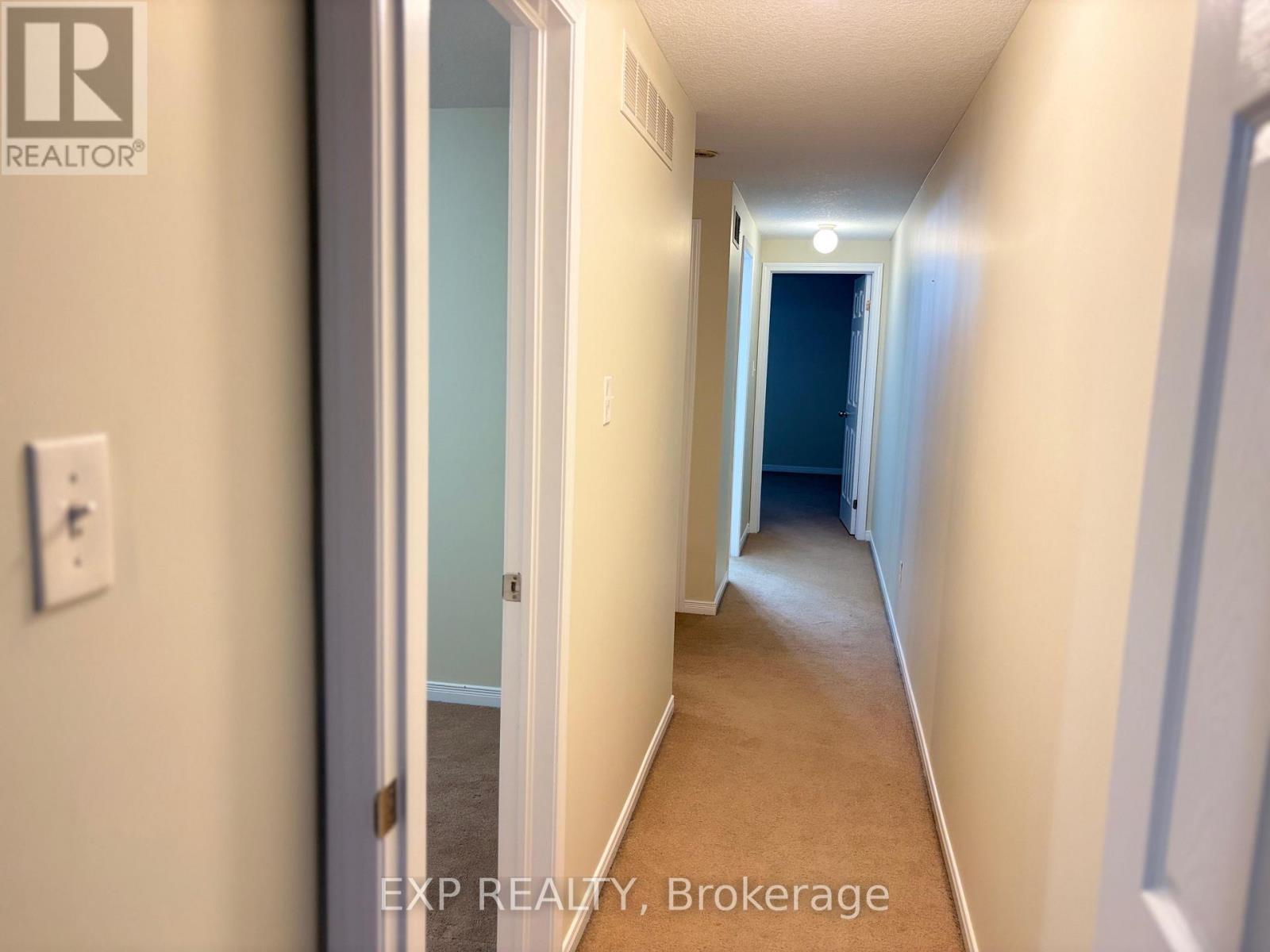 12a - 50 Howe Drive, Kitchener, Ontario  N2E 0A3 - Photo 19 - X12907768